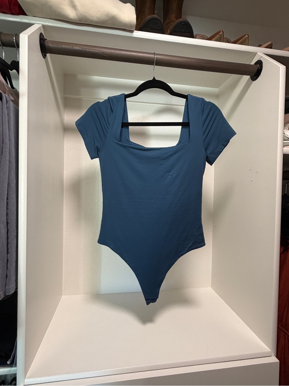 Aritzia Contour Teal Scoop Neck Bodysuit